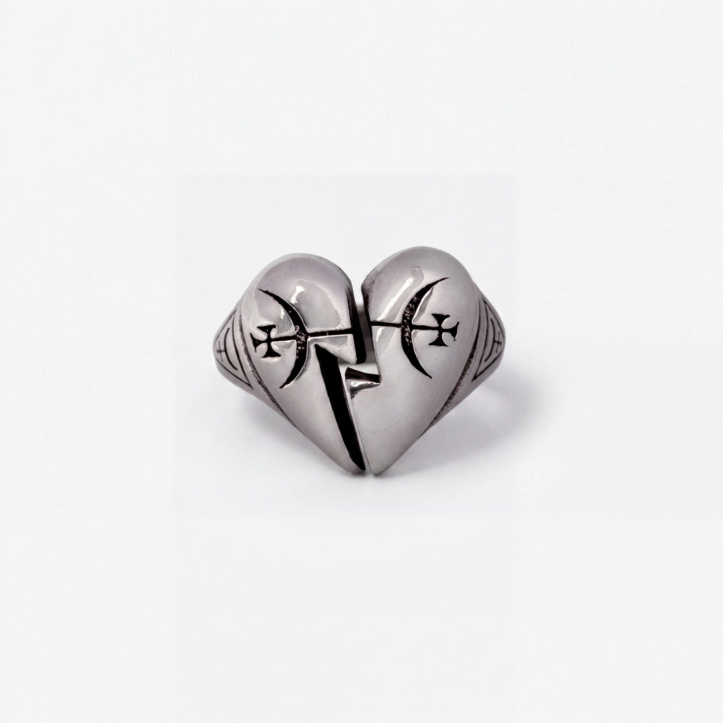 Alchemy Gothic Broken Promise Heart Ring