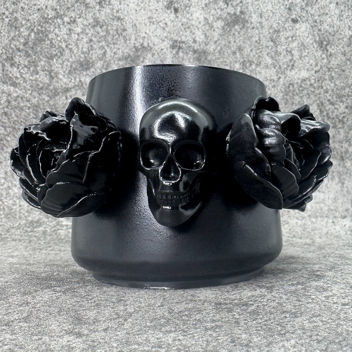 Skull & Black Rose Pot