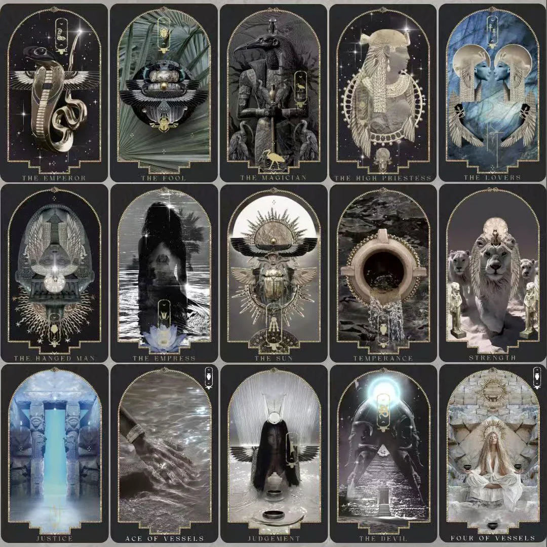 Emerald Papyrus Tarot Card Deck - Levietate