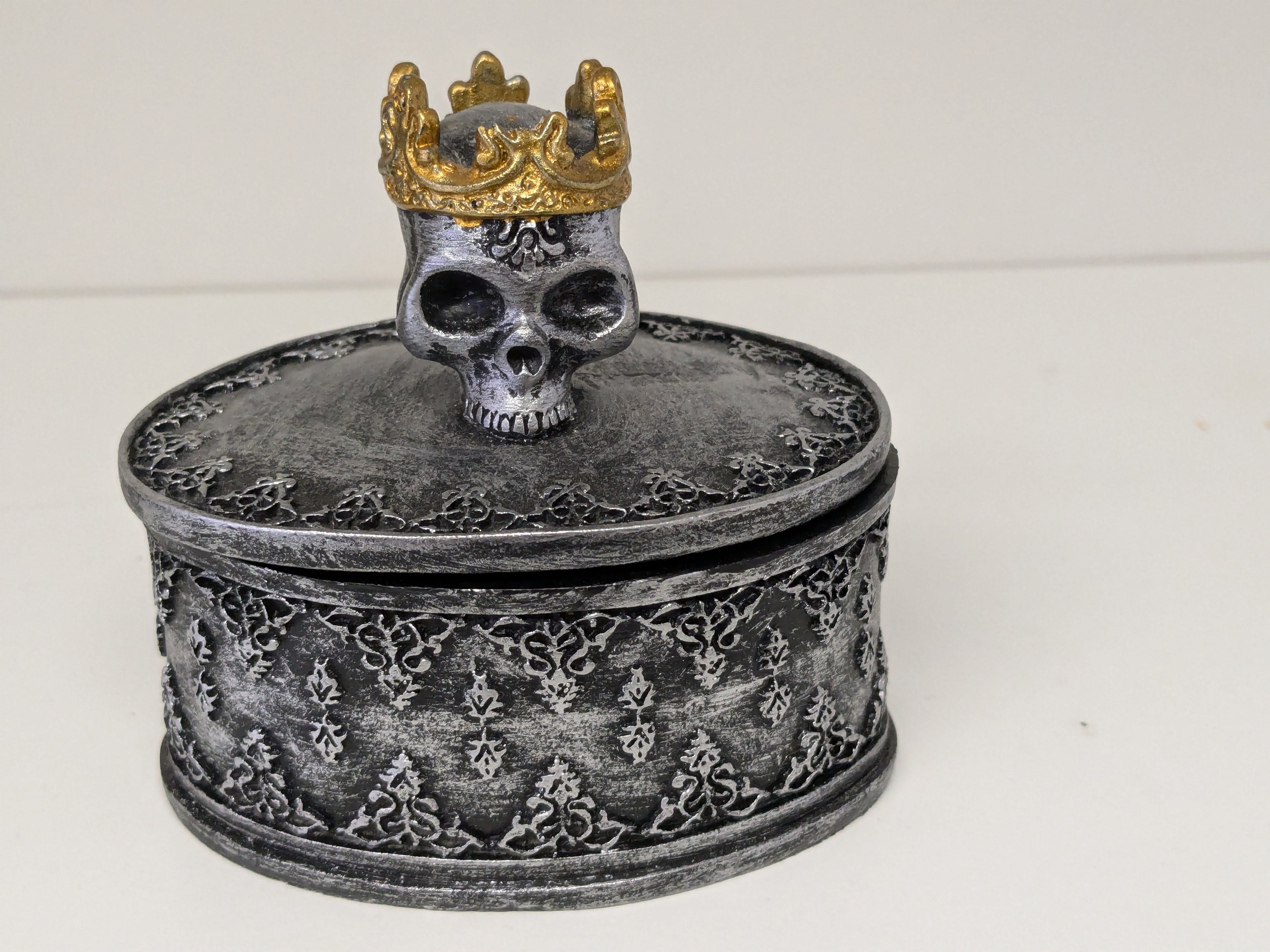 Crowned Skull Trinket Box